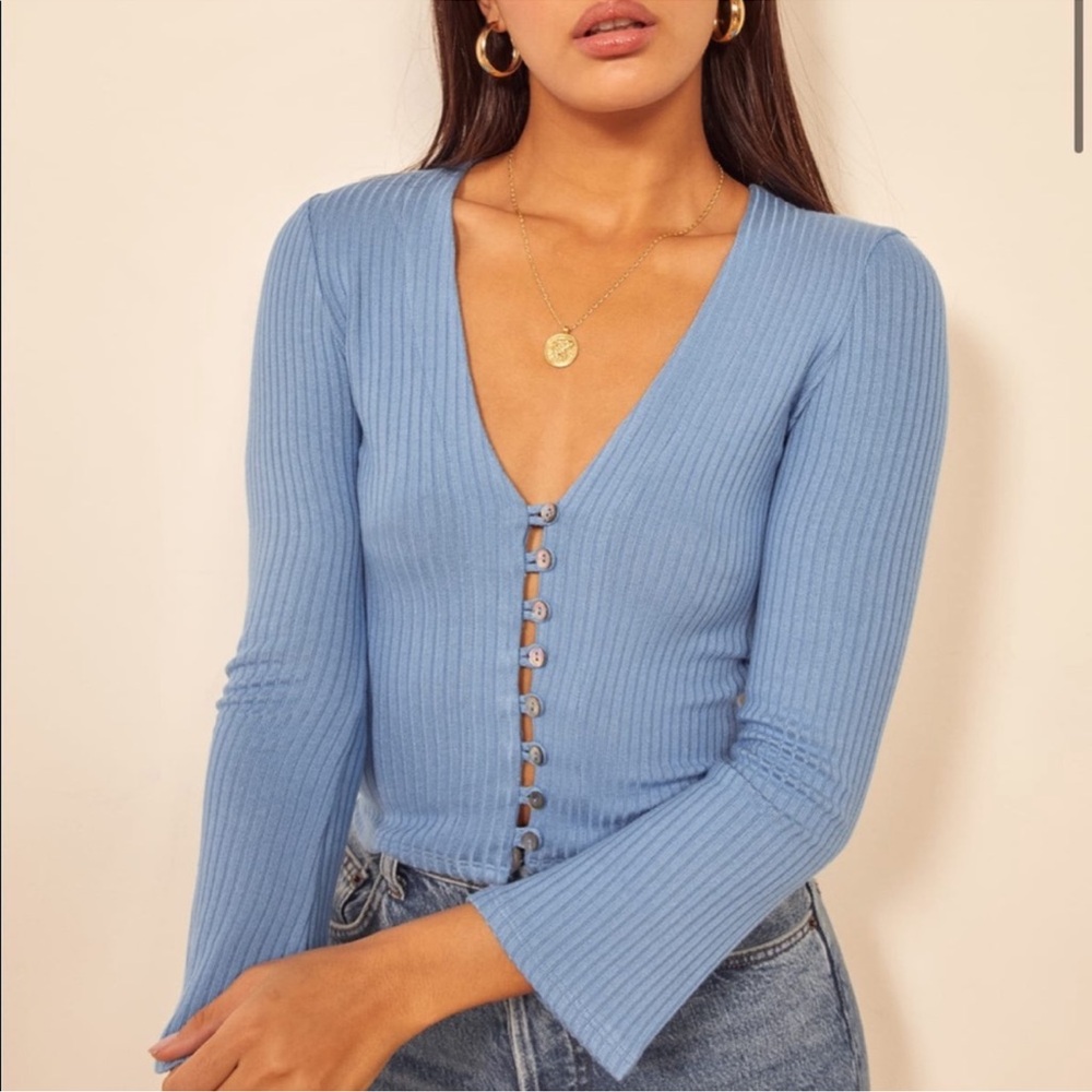 Reformation Gellar Parisian Blue Ribbed bell sleeve L shell Button-Up vneck Top - Picture 14 of 14